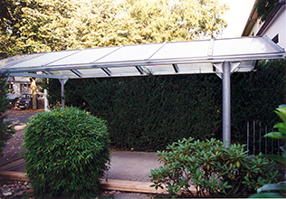 Carport aus Stahl verzinkt mit Hohlkammerplattendach