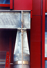 Edelstahlvordach mit verzinkten Stahl- u. Aluminiumelementen